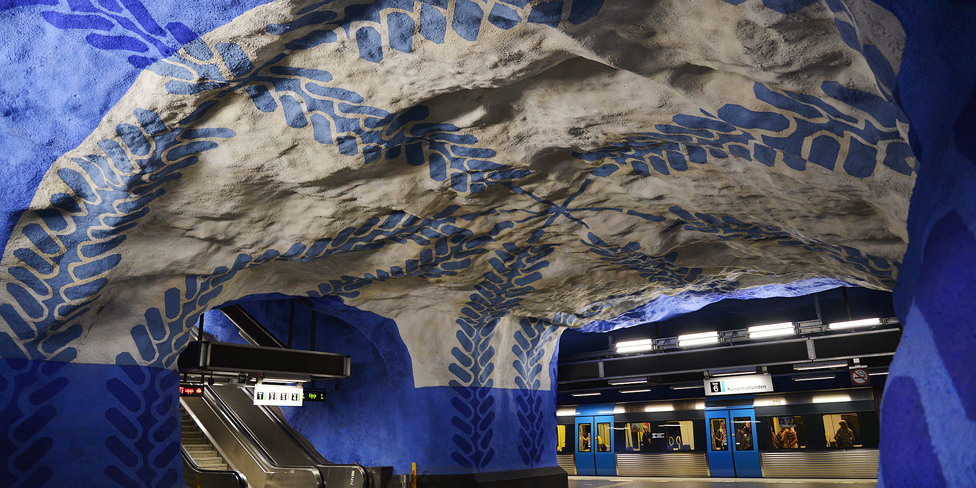 北欧フィーカ スウェーデン ストックホルムの旅 世界一長い美術館 アートな地下鉄がいっぱい Scandinavian Fika